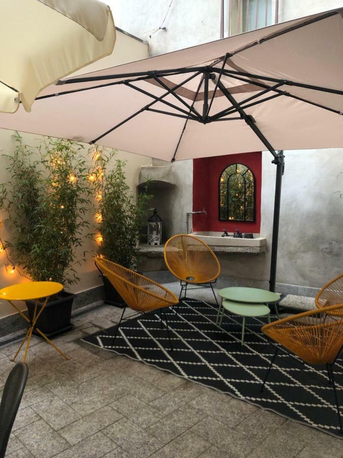 La Via Degli Artisti Apartment Арона Екстериор снимка