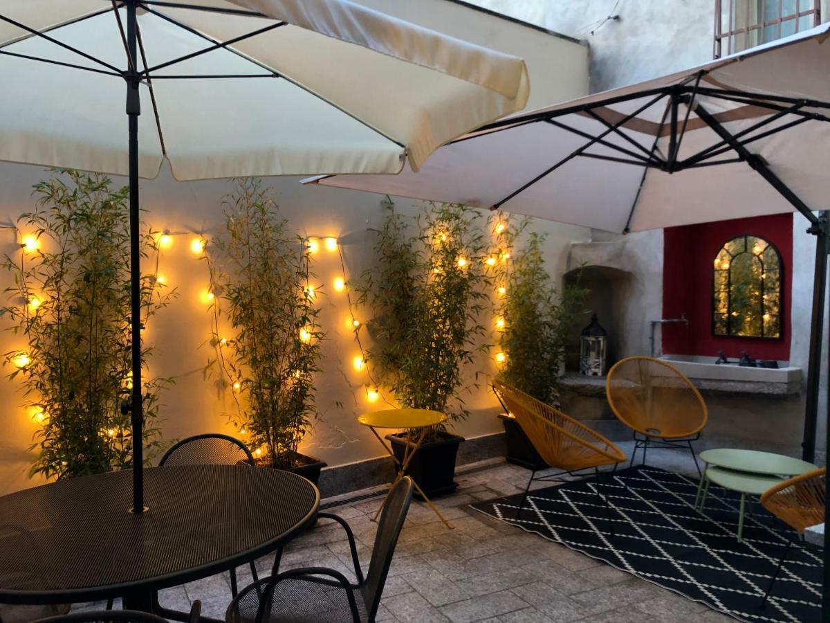 La Via Degli Artisti Apartment Арона Екстериор снимка