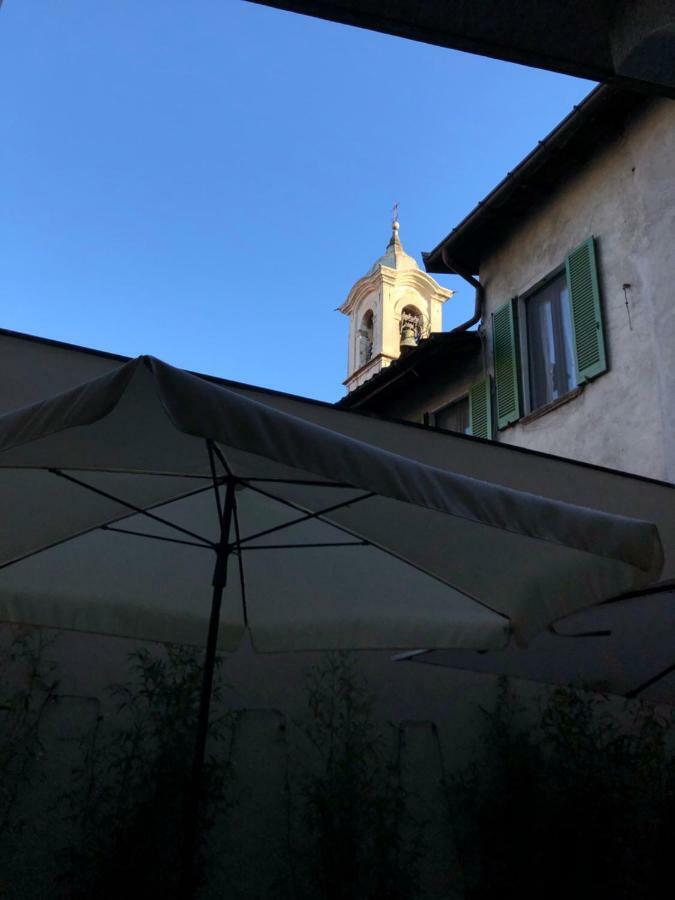 La Via Degli Artisti Apartment Арона Екстериор снимка
