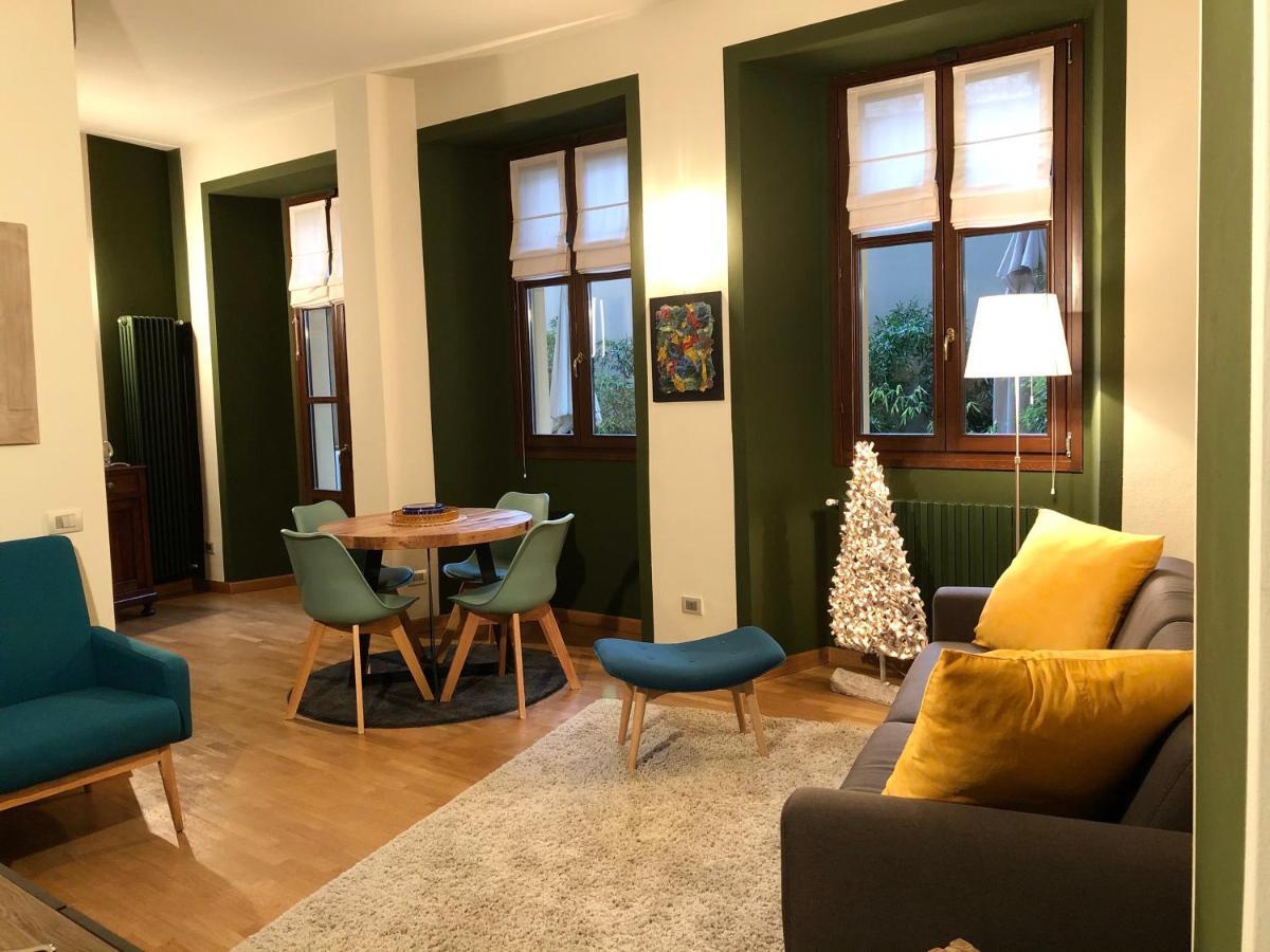 La Via Degli Artisti Apartment Арона Екстериор снимка